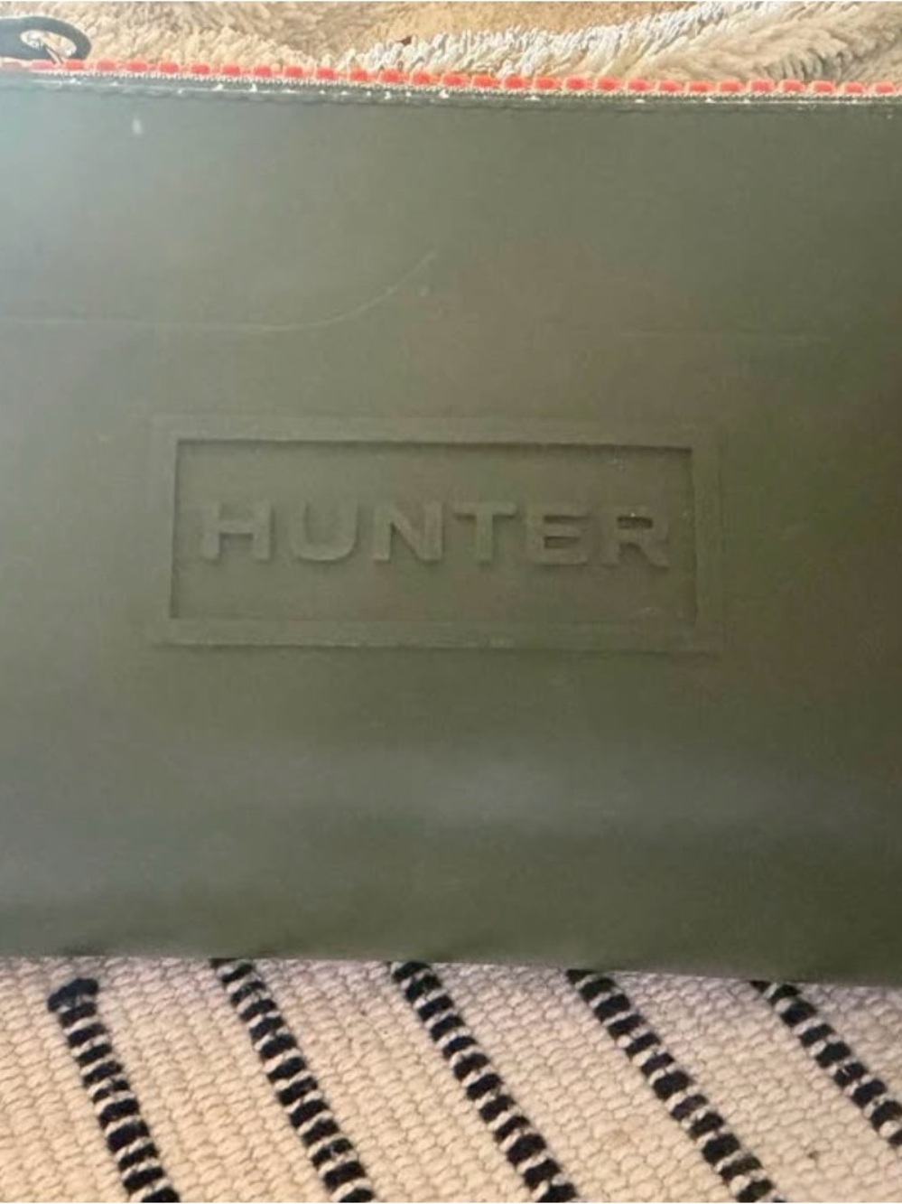 Hunter Olive Green Toiletry Pouch with Embossed Logo